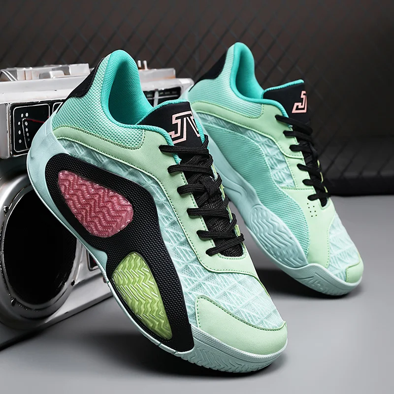 

New Cool Basketball Shoes Men Women Luxury Brand Outdoor Sport Shoe Couples Designer High Top Sneakers Anti Slip Basket Shoes