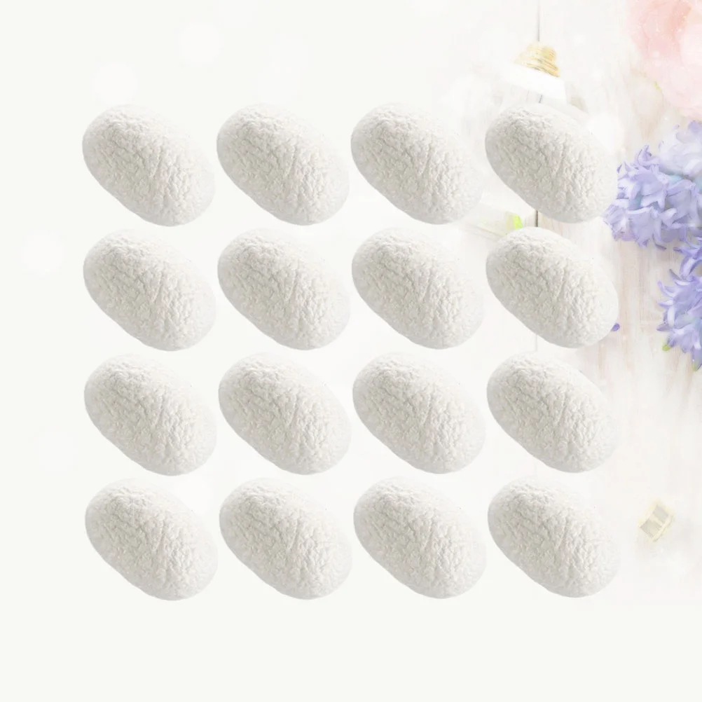 30 Pcs Natural Silk Ball Face Scrub Cleanser Gentle Exfoliating Deep Balls Cocoons for Facial Skin Care