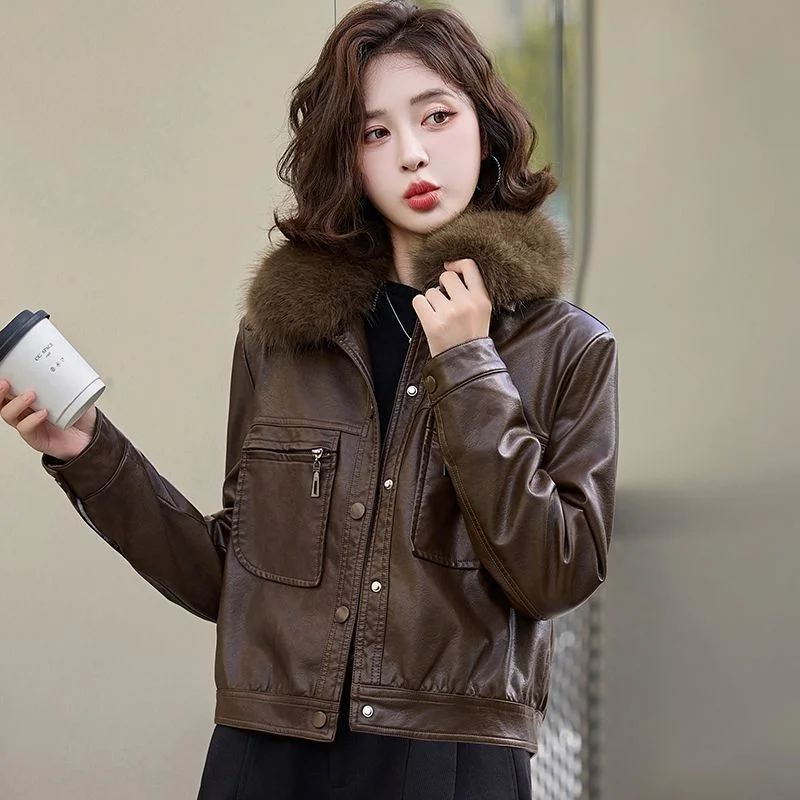 

New 2025 Women's Fashion Short Leather Jacket Fashion Motorcycle Clothing Winter Versatile Add Velvet Thickened Leather Coat