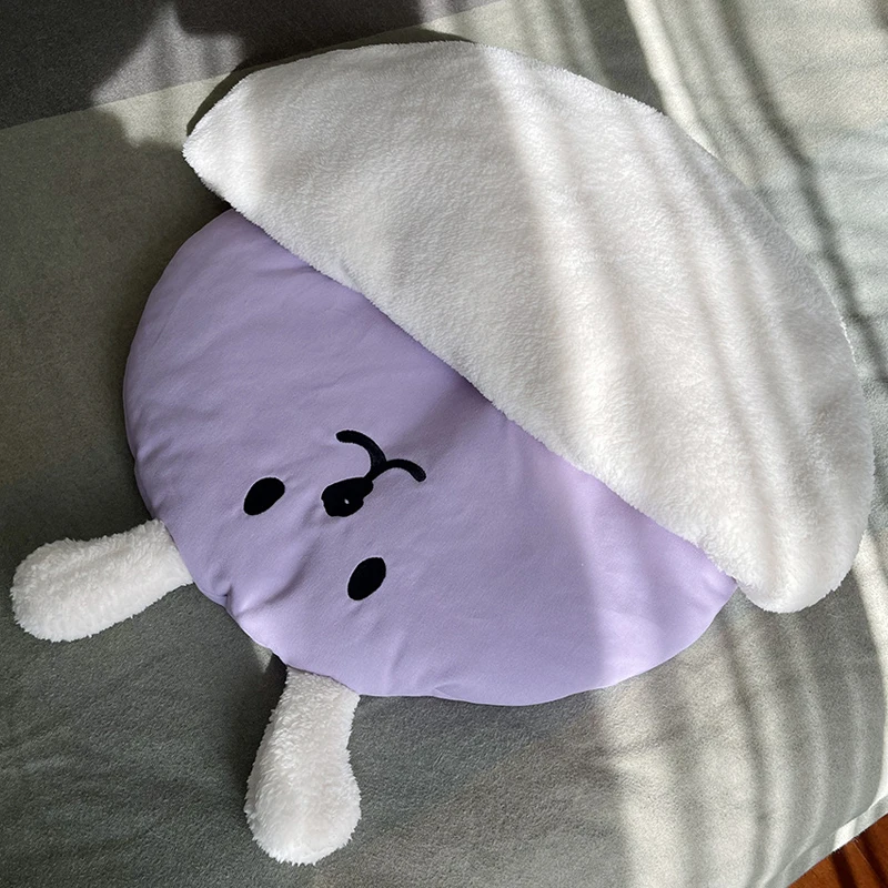 보라색 모피 수면 패드