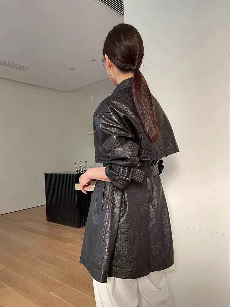 سترة واقية كلاسيكية مستوردة من الجلد للنساء شتاء 100% معطف متوسط الطول من جلد الغنم مع حزام Sobretudo Feminino طية صدر السترة