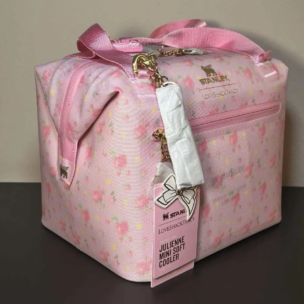 

2026 Hot Selling Stanley Insulated Bags,Dopamine Hand-Held Ice Packs,Food Lunch Bags,Waterproof Refrigerated Fresh-Keeping Bags