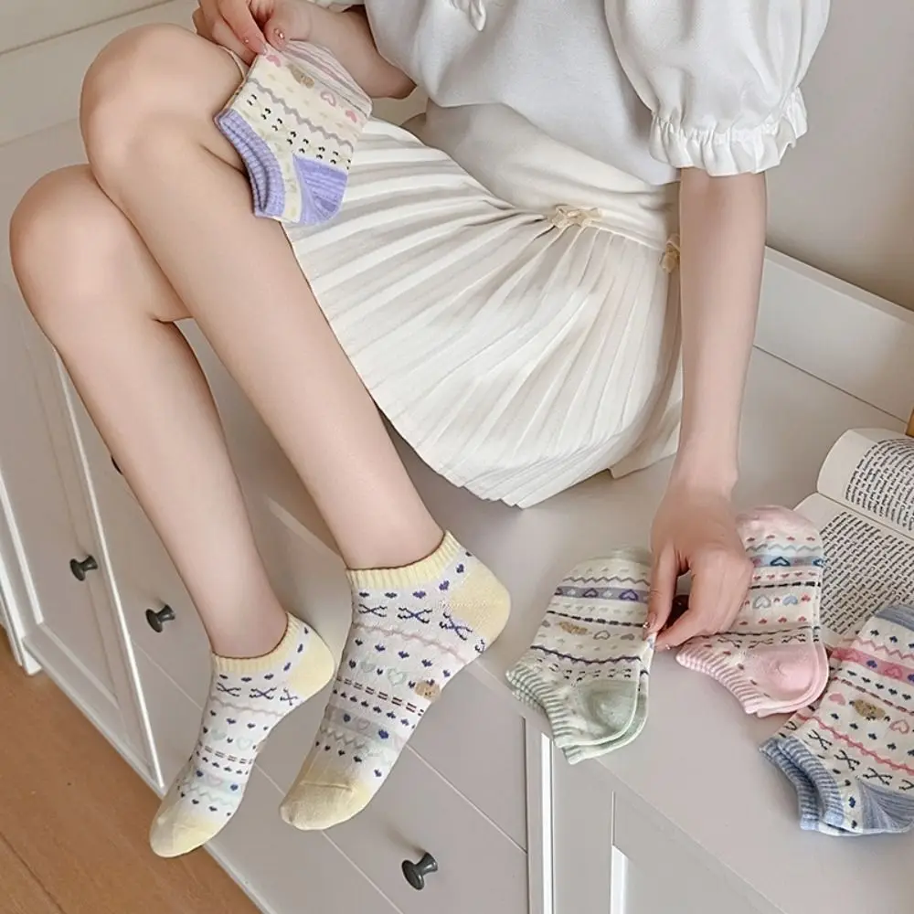

5Pairs Cute Candy Color Heart Short Socks Breathable Lolita Sweet Ankle Socks Ins Style Female Hosiery Socks Women Streetwear