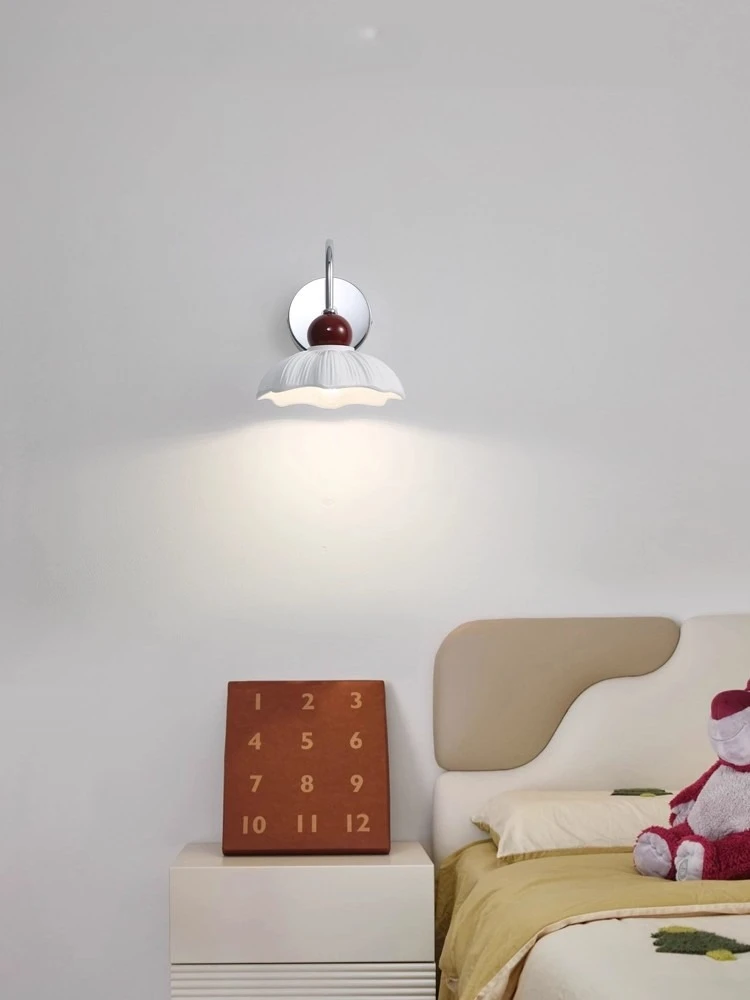 Nordic modern full spectrum eye protection cream wind bedroom wall lamp corridor children's room decorative lamp