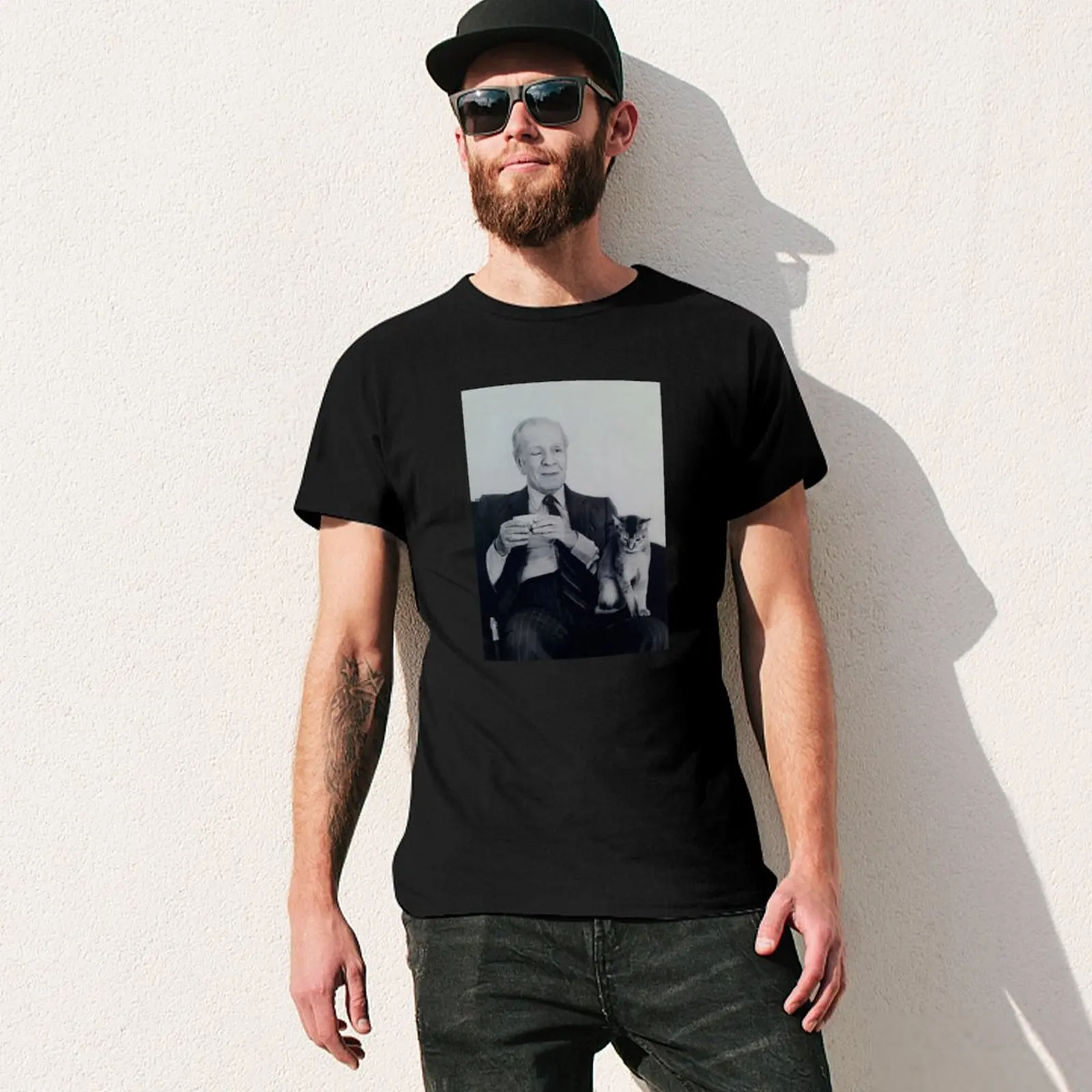 Borges and cat T-Shirt Stylish Print Short Sleeve Tee