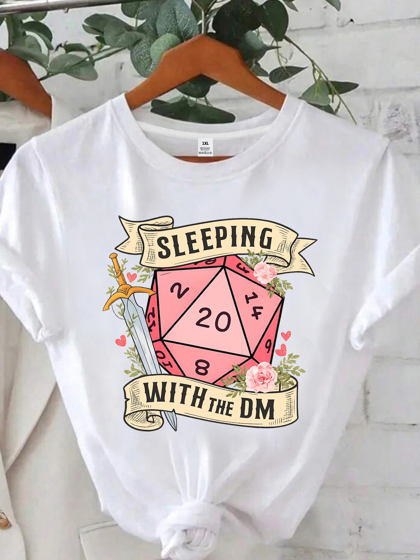 

【WY1314445】Женская футболка с круглым вырезом и принтом в виде игральных костей, больших размеров, летняя повседневная модель с короткими рукавами, модная и универсальная.