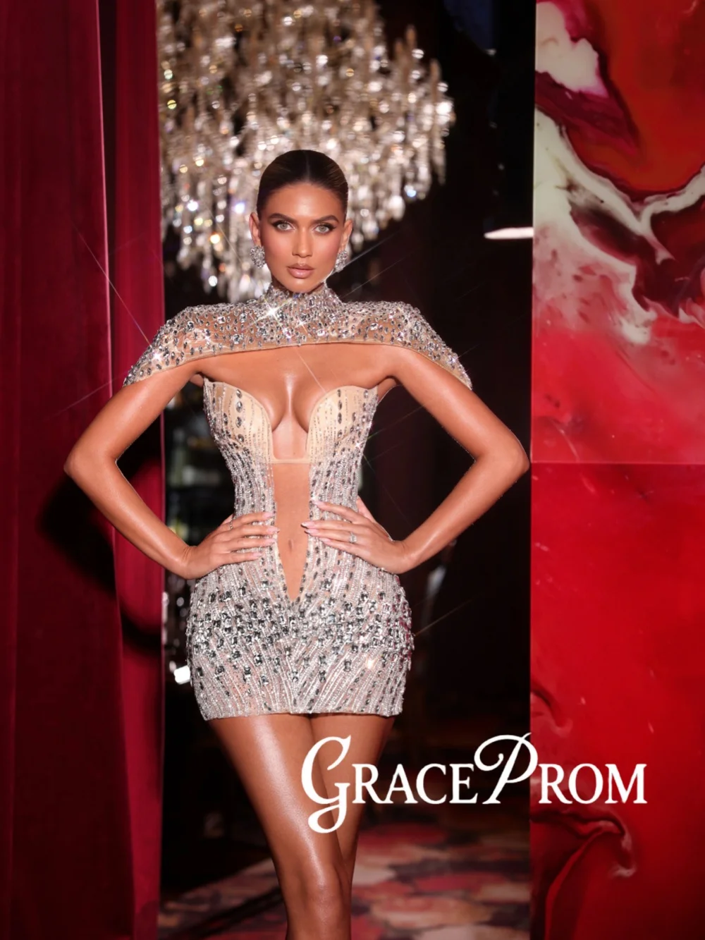 

New Arrival Opulent Mini Evening Dress Sparkling Crystal Sheath Homecoming Dresses For Party Customized Sexy Cocktail Gown