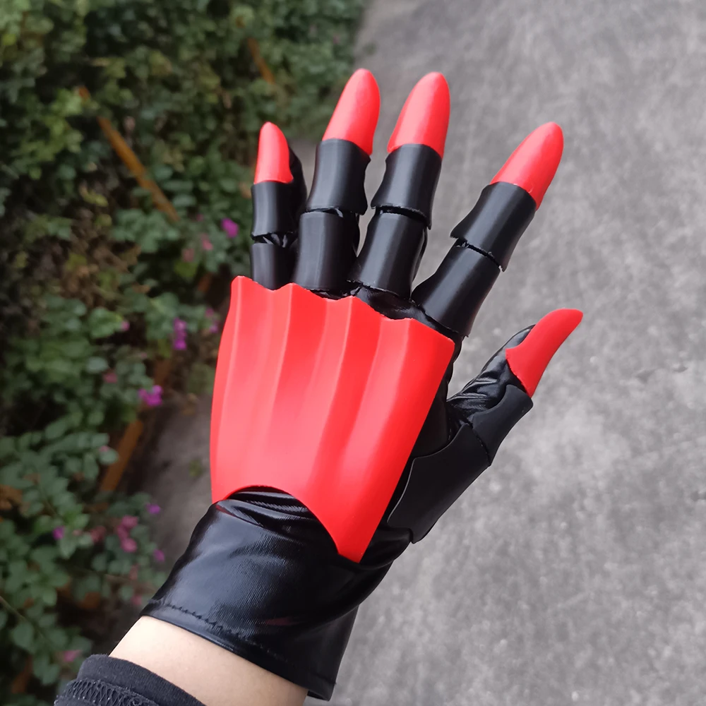 ถุงมือเล่นบทบาทสมมติแบบกลไกของเล่นรูปกระดูกสีแดงและสีดำ ถุงมืออัศวิน ทำจากวัสดุ PETG ที่พิมพ์ด้วยระบบ 3 มิติ มีความยืดหยุ่นสูง