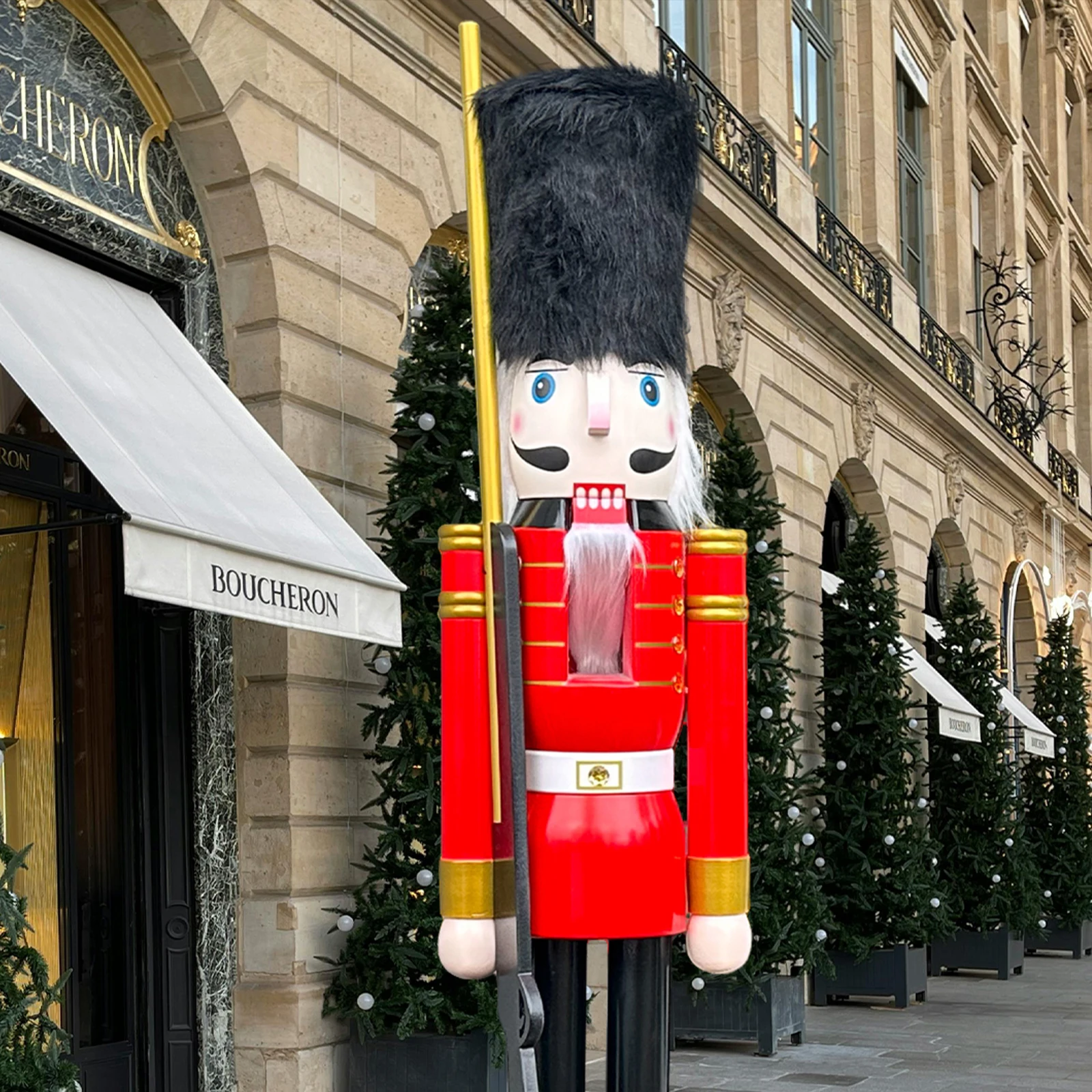 

CDL Nutcracker Christmas Decoration London Royal Guard on Duty Soldier Nutcracker with Plush Hat Carry Gun 6ft 1.8m K07