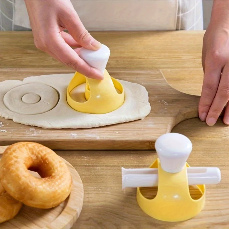 Plastic Donut Cutter With Dipping Plier, Doughnut Mould, Doughnut Maker, Non-Stick DIY Doughnut Baking Tools
