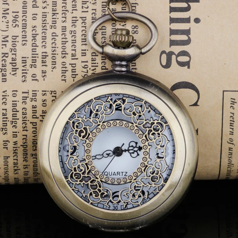 

Classic Style Quartz Pocket Watch Necklace Hollow Design Simple Men Women Clock Watch Accessories Fashion Pendant Gift