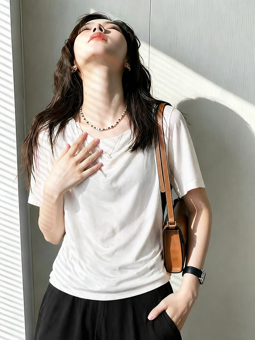 

Casual White Short Sleeve T-Shirt Korean Style Commute Fashion Top Summer New Arrival Simple Elegant Versatile Large Size Wom...