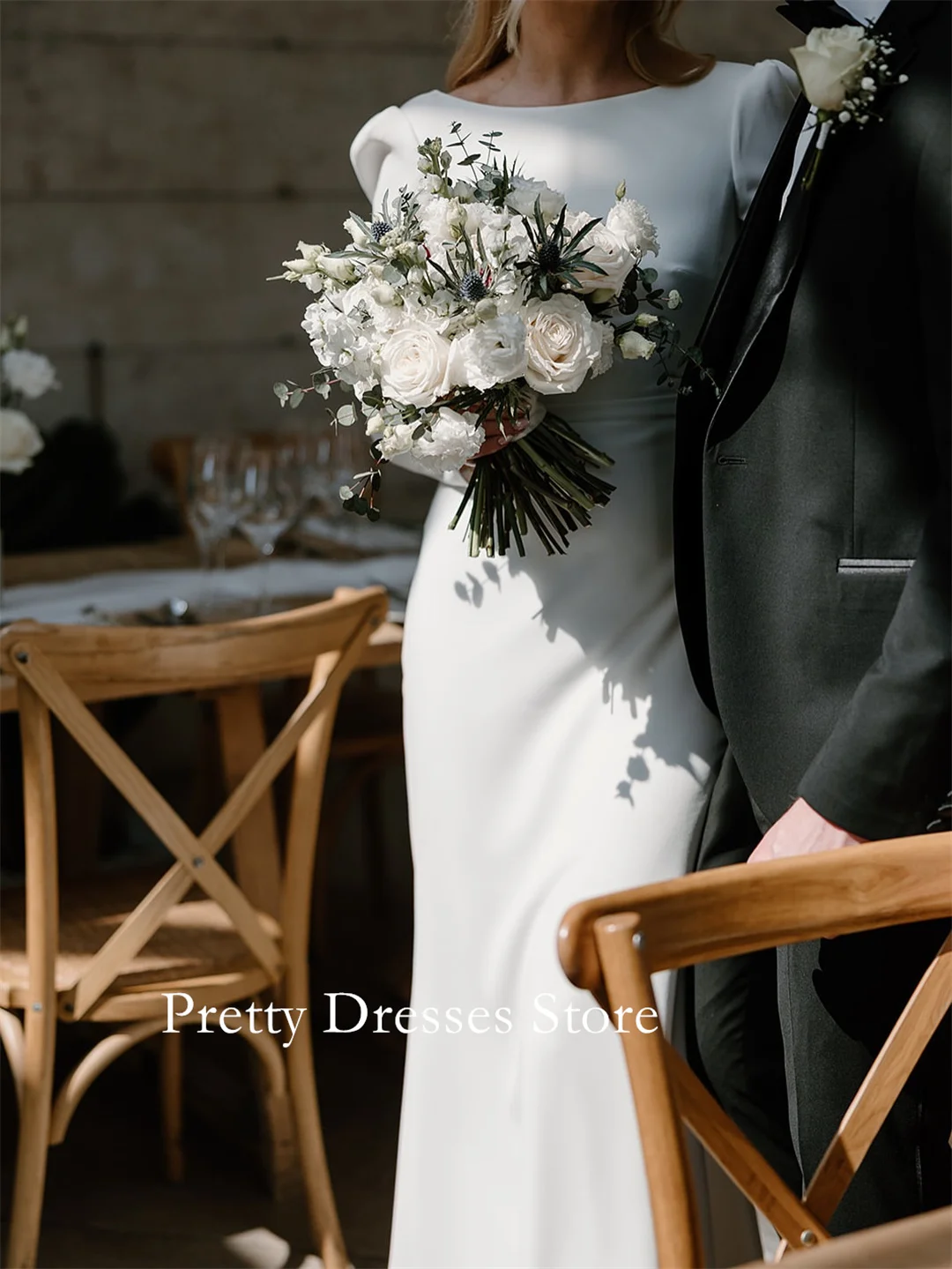 Boat Neck Fashion Style Garden Customized Wedding Dresses Long Sleeves Backless Sweep Train Elegant Bride Growns Party Women