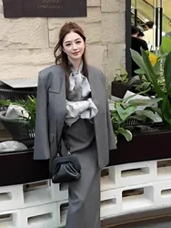 Plus Size Elegant Gray Blazer Long-sleeve Coat for Women, Autumn High-waist Skirt Luxurious Two-piece Set High Quality Fashion