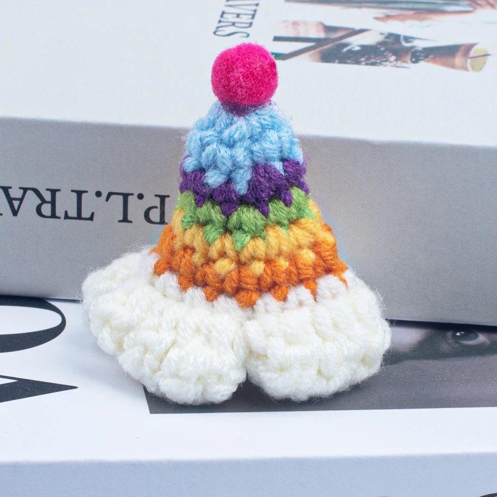 Рисунок 5 - Плетеная вручную декоративная шапка