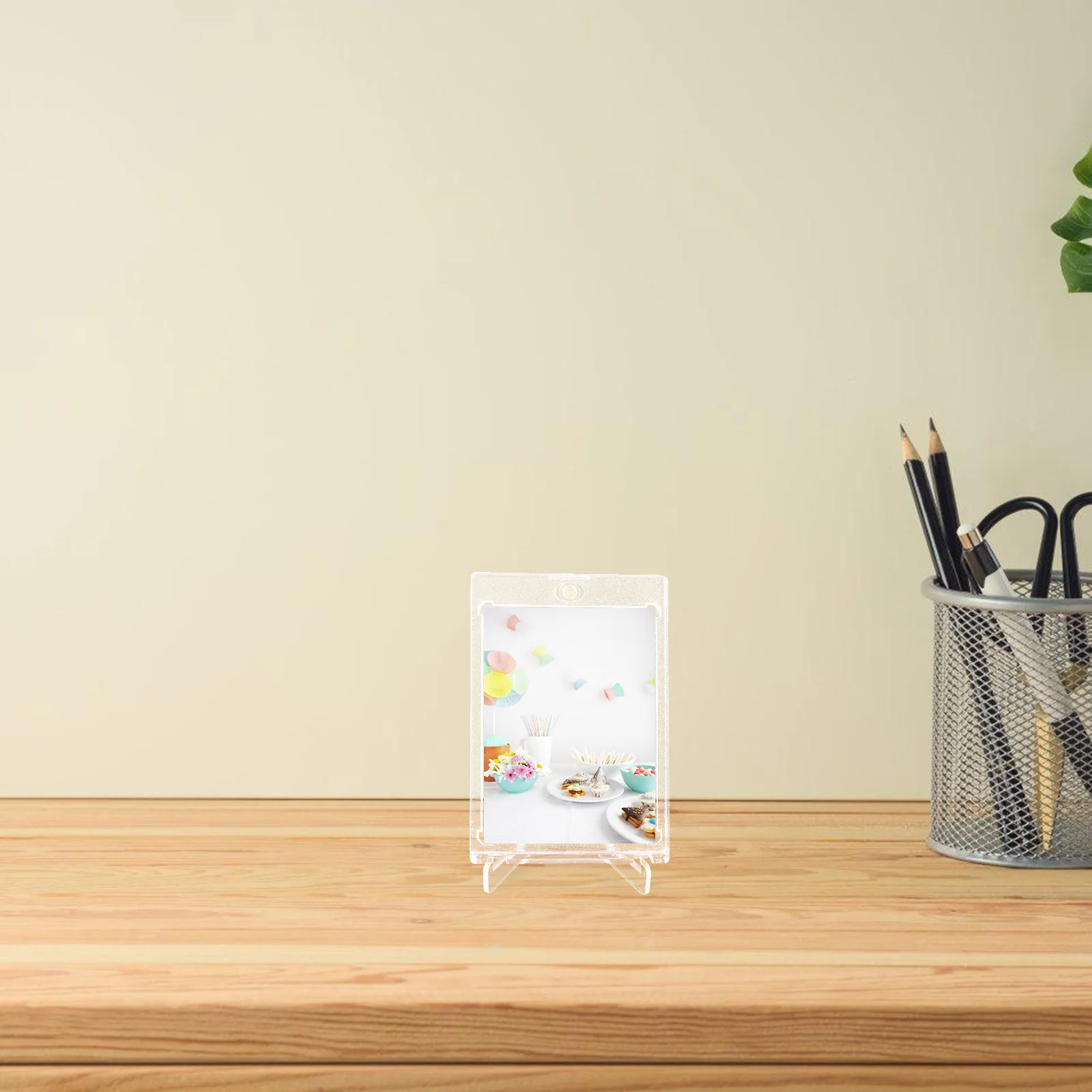 

6Sets Card Holders Acrylic Clear Protective Display Stand Organizer for Business Trading Baseball Sports Game Photo Cards