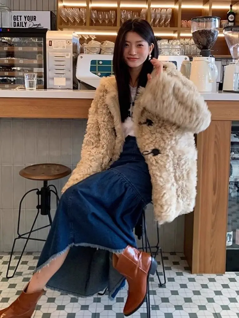 Korean Horn Buckle Lamb Wool Coat Women's Winter Plus Wool Thickened Fur One Coat Furry Coat