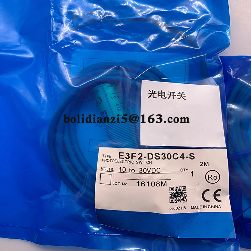 New photoelectric switch E3F2-R4B4-M1-M-E E3F2-R4C4-M1-M-E E3F2-R4B4-E E3F2-R4B4-M-E E3F2-DS30C4-S  In stock