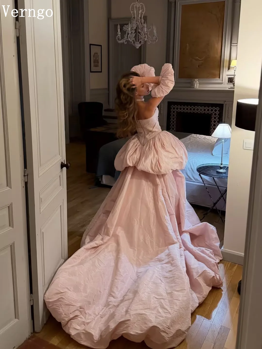 Verngo Pink Crepe Evening Dress Sweetheart A Line Pleated Prom Gowns Sweap Train Brithday Celebrity Party Gown Customized