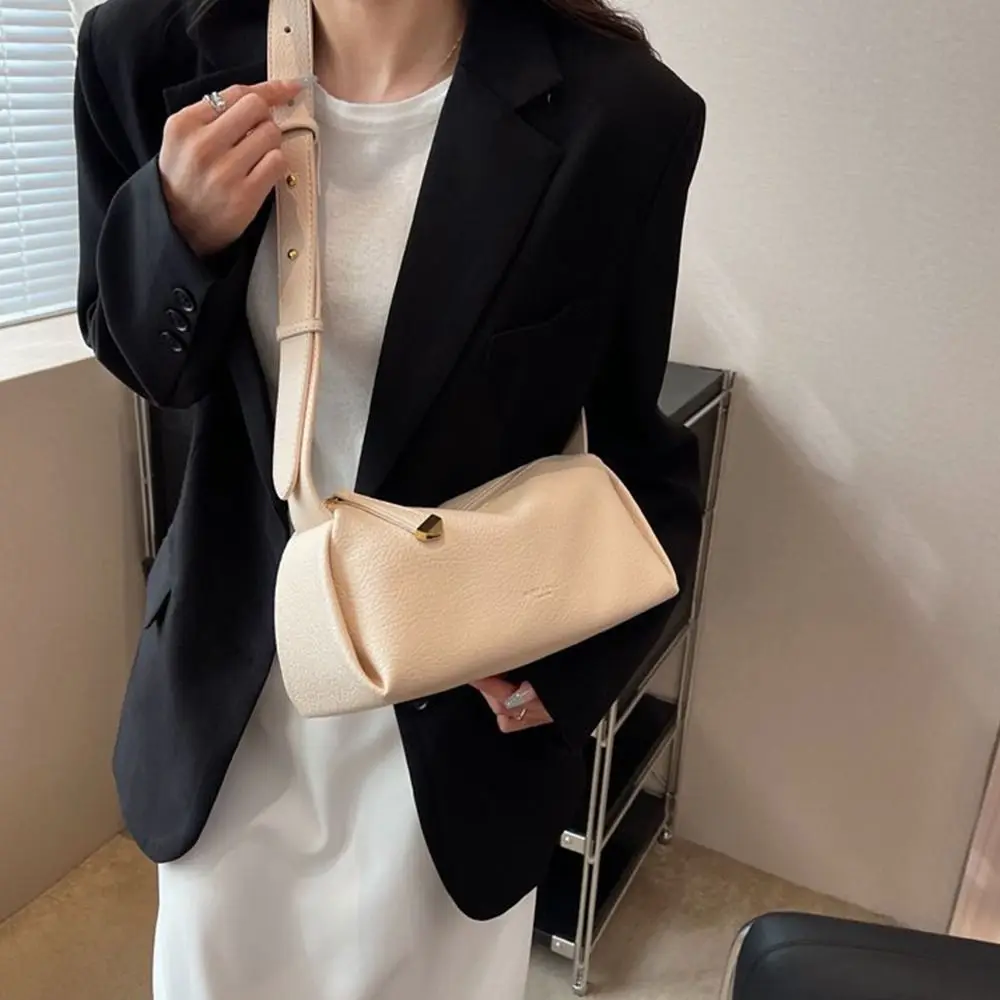 

Large Capacity Lichee Pattern Crossbody Bag Solid Color Korean Style PU Dumpling Bag Shopping Bag Pillow Bag Shoulder Bag Travel