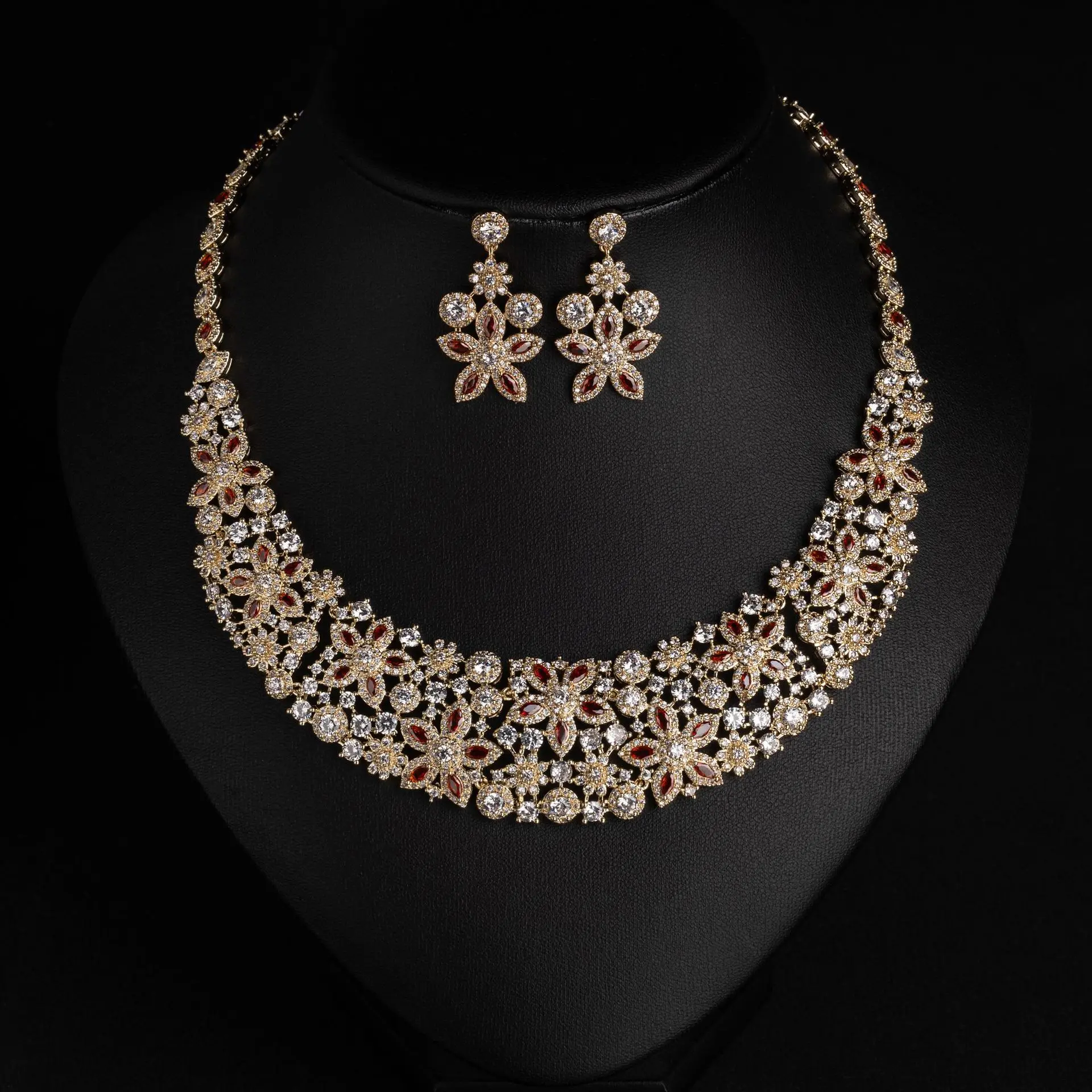 Heavy Sparkling Rose Floral Necklace & Earrings Set, Luxury Crystal Banquet Jewelry for Women