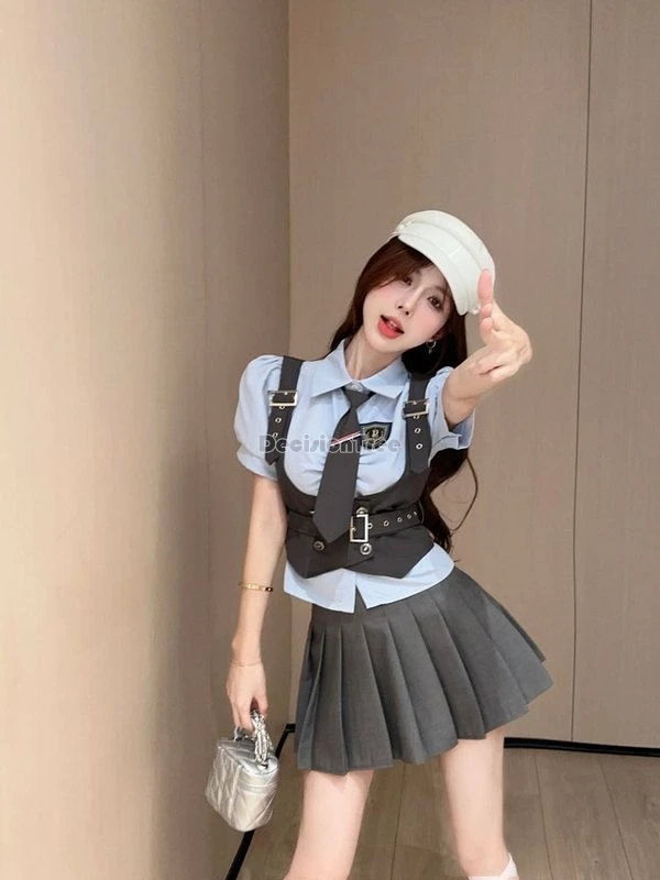 2025 Uniform-Stil JK-Uniform-Set für Damen, Sommer, Puffärmel, Hemd, Weste, Faltenrock, halber Rock, Mode, täglich, 3-teiliges JK-Set