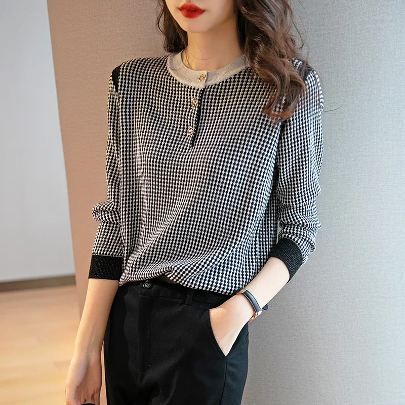 

New Autumn Winter Women Jumper Polka Dot Slim Sweater Pull Femme Fashion Knitwears Pullovers Clothing Ladies Blouse Buttons