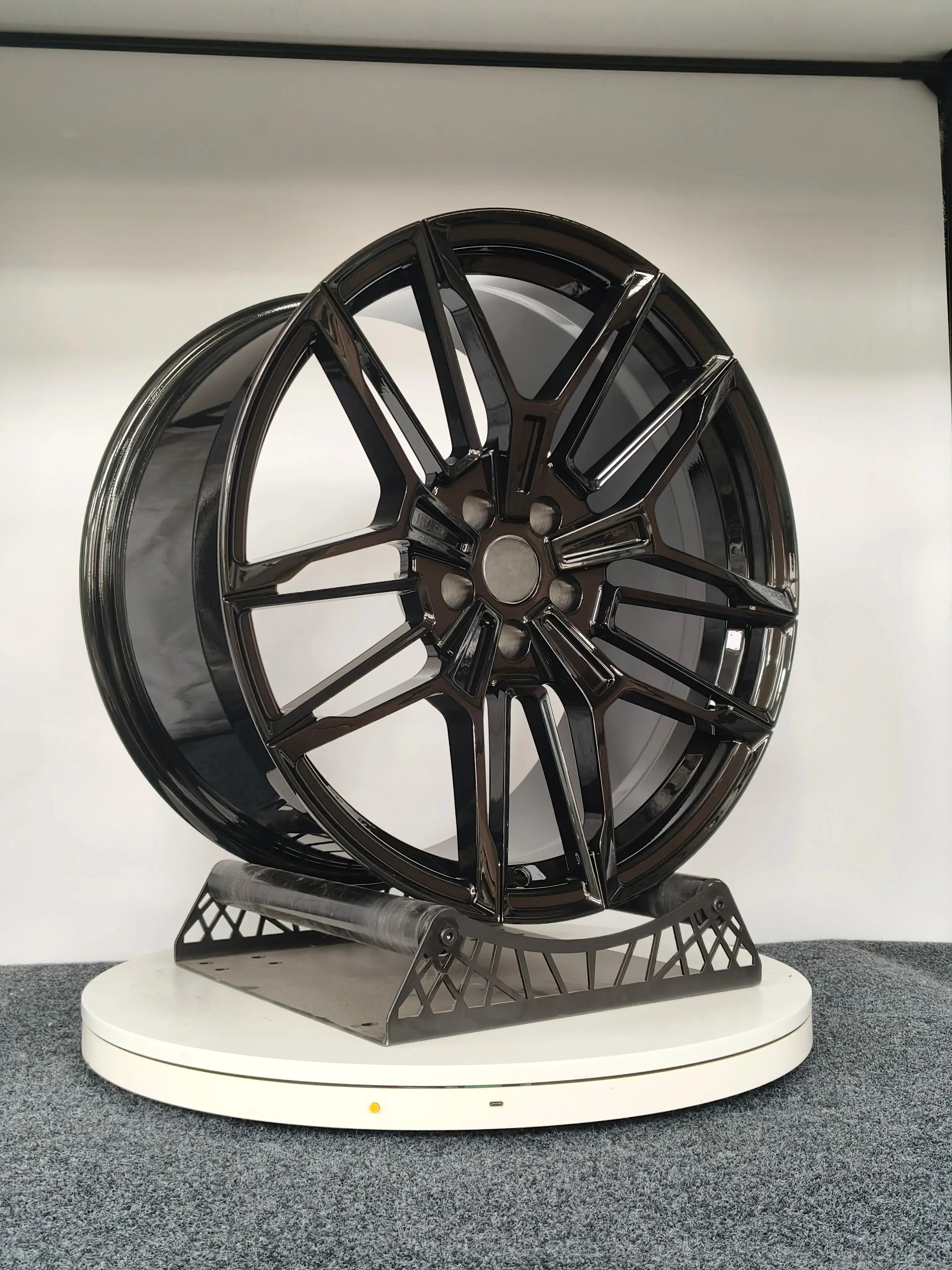 

Custom Forged Wheels For 6061-T6 Gloss Black 825M Design Wheels Rims 18 19 20 21 Inch 5*112 66.6 BMW M2 M3 M4 G87 F87