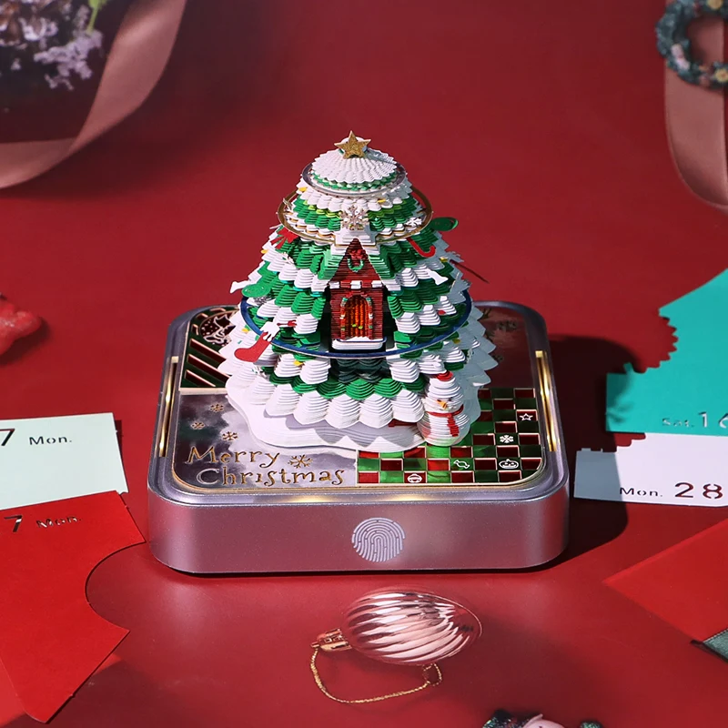

3D Christmas Tree House Calendar Memo Pad Calendar Paper Carving Desktop Sculpture Daily Tear Off Magical Calendar