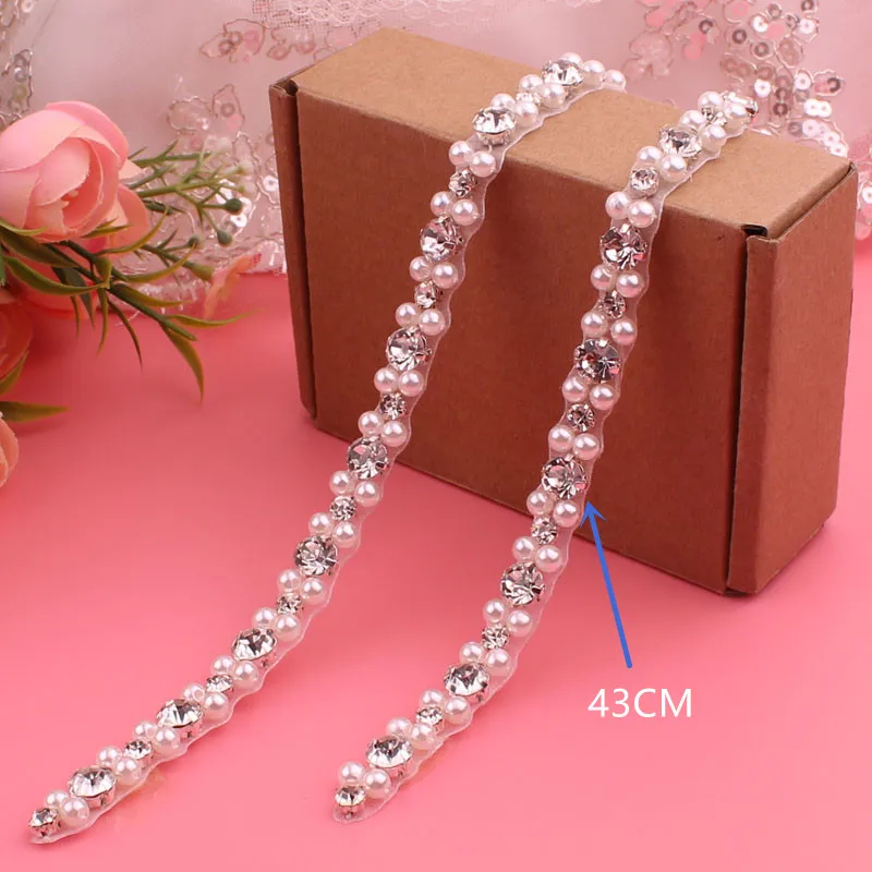 

Wedding belt, silver crystal rhinestone, elegant, luxurious, beaded, handmade, bridesmaid