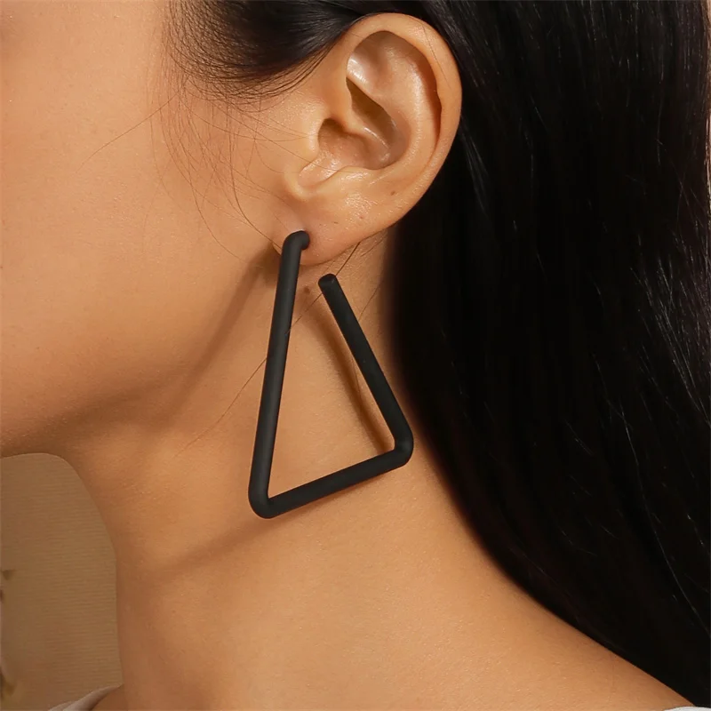 Aihua Fashion Geometrische Persönlichkeit Neon Acryl Großer Herz-Creolen-Ohrring für Damen Koreanischer Hohl-Dreieck-Stern-Ohrring Schmuck – Detail 11
