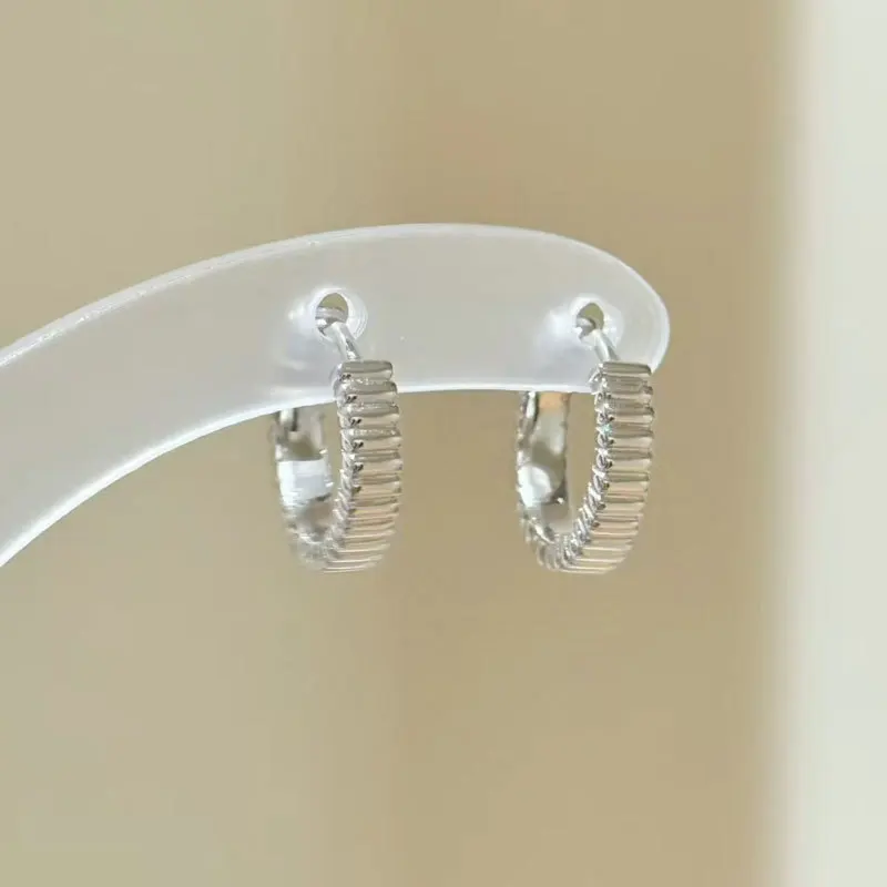 Classic vintage satin earrings for women simple light luxury high-end earring hoop charms banquet Party jewelry accessories