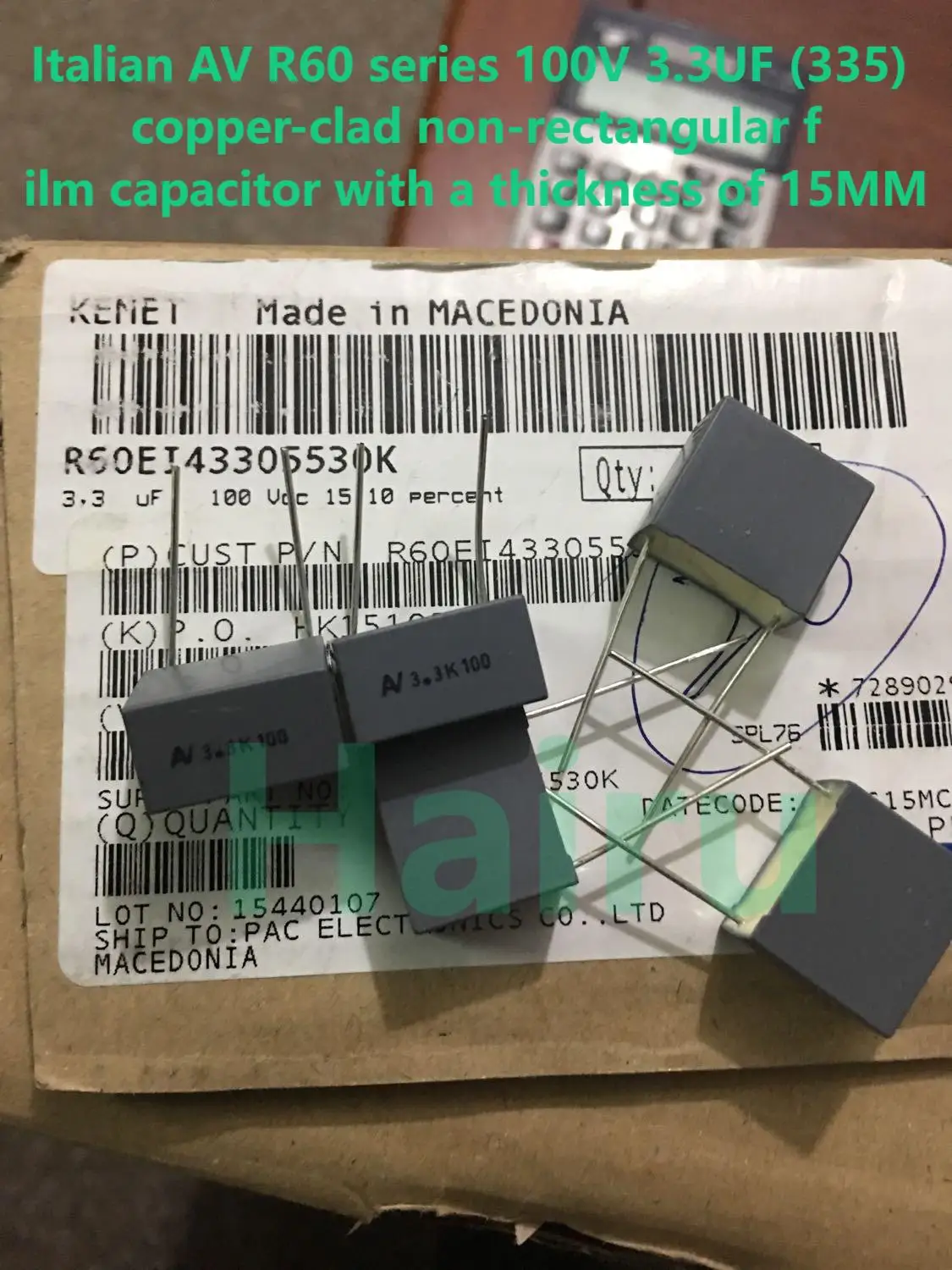 

10 штук в комплекте. Серия AV R60 MKT 100V 3.3UF (335) — неполяризованный пленочный конденсатор с медными выводами, диаметр 15 мм.
