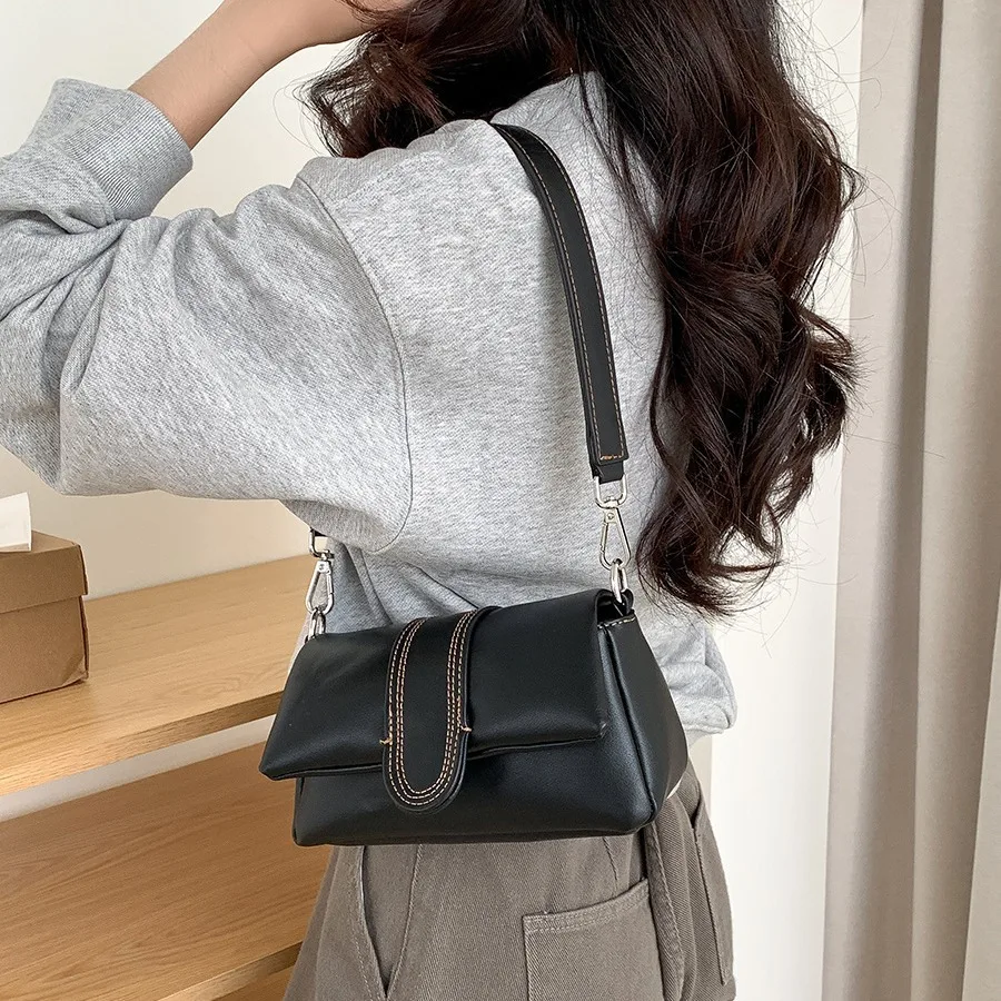 Casual Denim Women Shoulder Bag Fashion Small Canvas Handbags High Quality Armpit Bags for Women 2024 Cover Phone Flap Purses