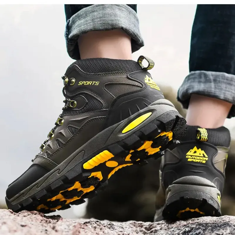 2023 Women Men Hiking Shoes Outdoor Comfortable Lightweight Casual Sneakers Waterproof Climbing Athletic Shoes Couple Zapatillas