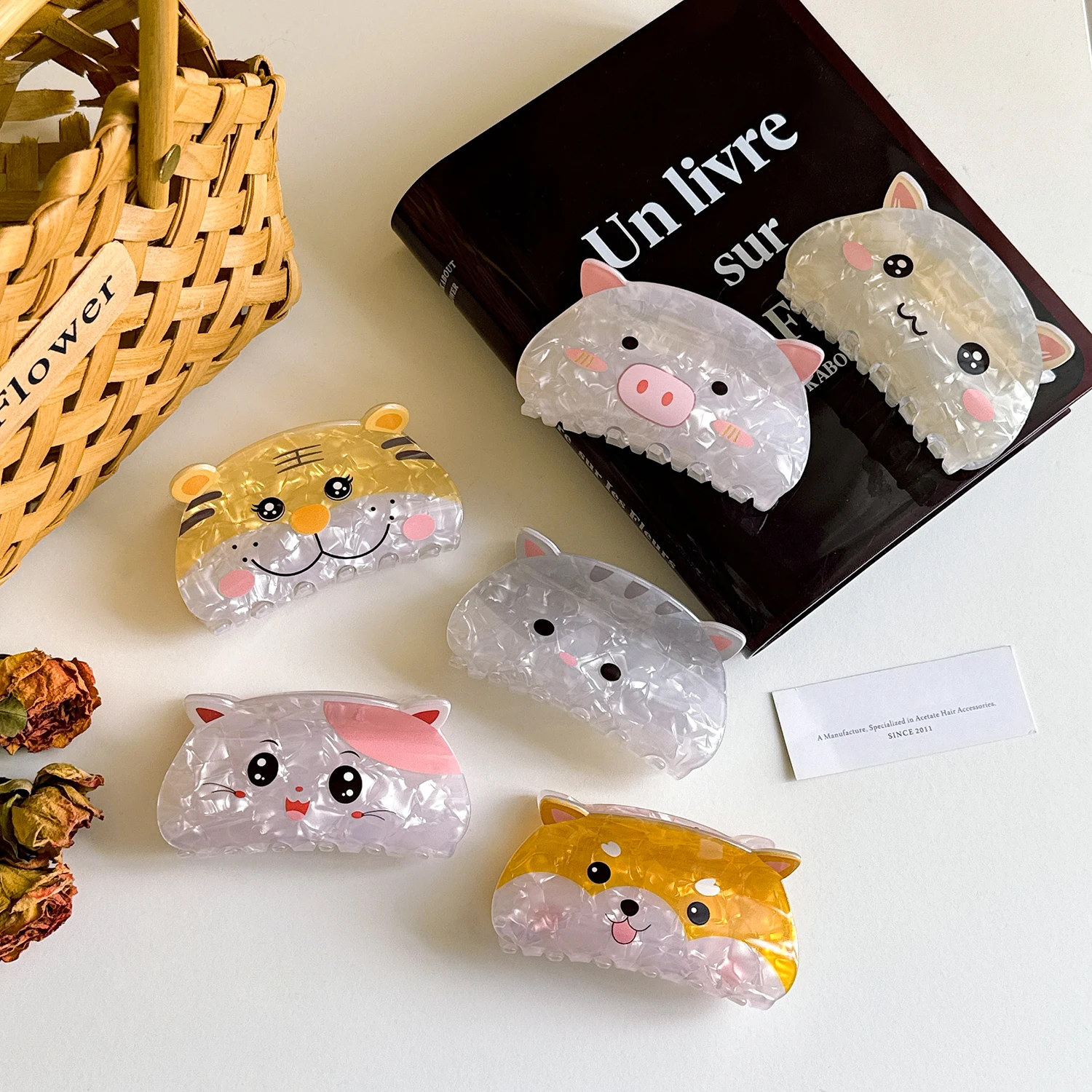 

Korean Cute Design Printing Cat Animal Pattern Acrylic Sweet Hair Claw Clips