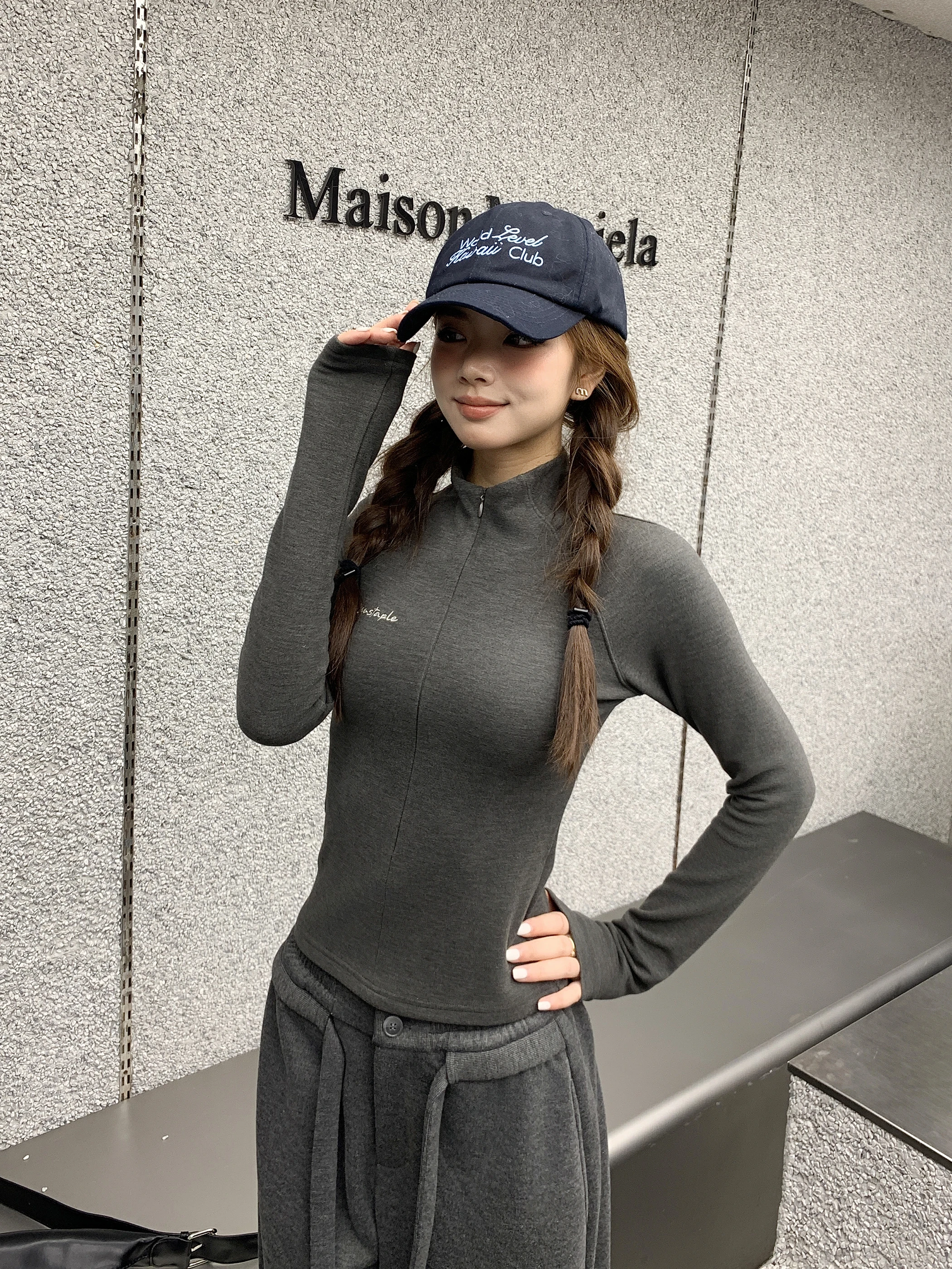 

Женская зимняя футболка Slim Fit с длинным рукавом, на флисовой подкладке, из неопренового вельвета, с высоким воротником, мягкая, удобная, дышащая.