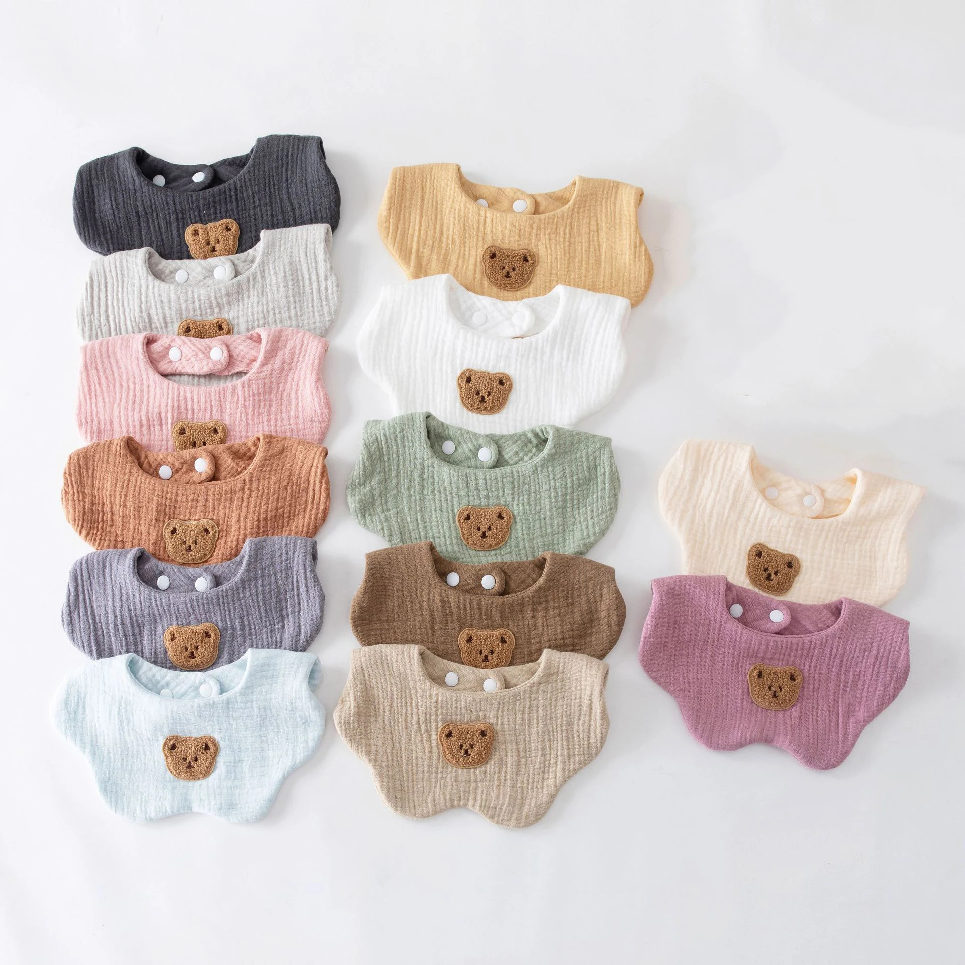 New Ultra-Soft Waterproof Gauze Baby Drool Bibs Cute Bear Snap Button Design 100% Cotton Muslin Bibs for Boys Girls Newborn