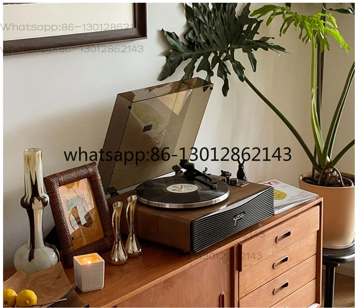 NEW   Second generation retro vinyl record player Bluetooth audio ornament