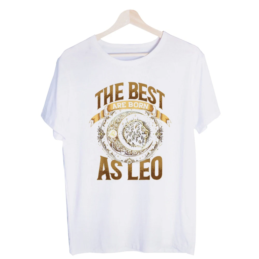 Men's Leo Lion and Moon Graphic Tee, Short Sleeve Crew Neck T-Shirt for Casual Daily Wear and Horoscope Enthusiasts