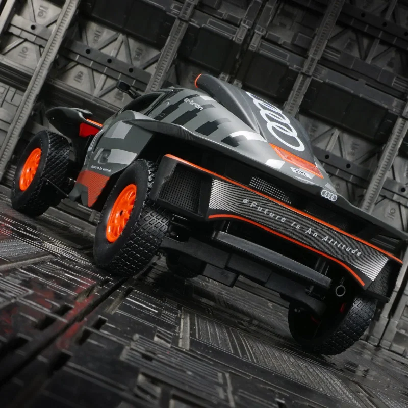 1:24 Audi RS Q e-tron alliage nouveau Concept d'énergie véhicules modèle moulé sous pression en métal jouet véhicules tout-terrain modèle de voiture Simulation enfants cadeau