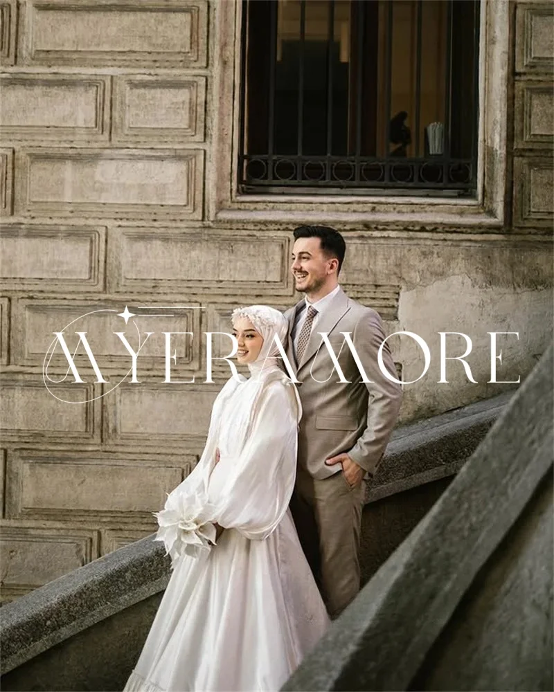 Modest Saudi Arabri… - image