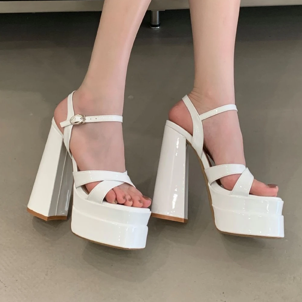 

Новые трансграничные модные женские сандалии, двухслойные сандалии на платформе с квадратным носком на массивном каблуке, большие размеры, подиумные сандалии на высоком каблуке
