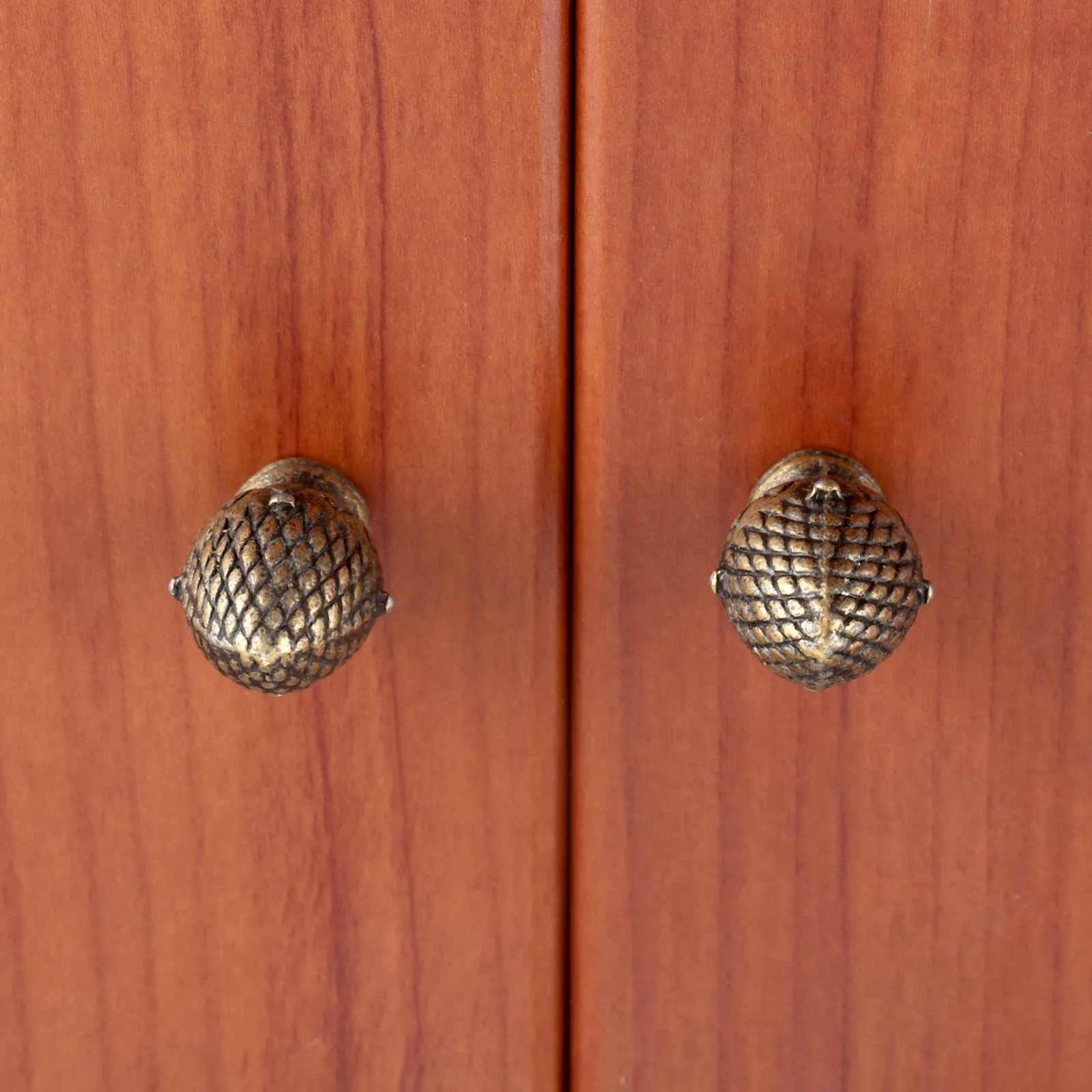 Bronze Vintage Alloy Strawberry Knobs and Handles,Furniture Door Handle Cupboard Drawer Kitchen Pull Knob