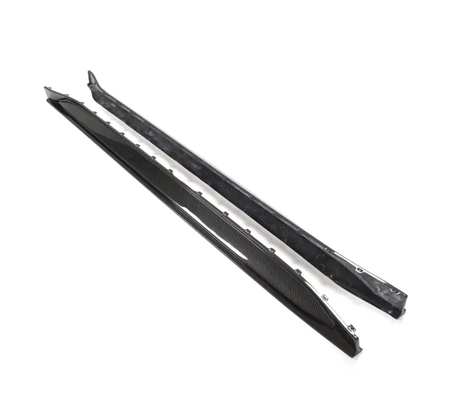 Hot selling：High Quality Dry Carbon Fiber Car Side Skirts Extension for  M3 G80 Original Competition 2021+ Side Skirts