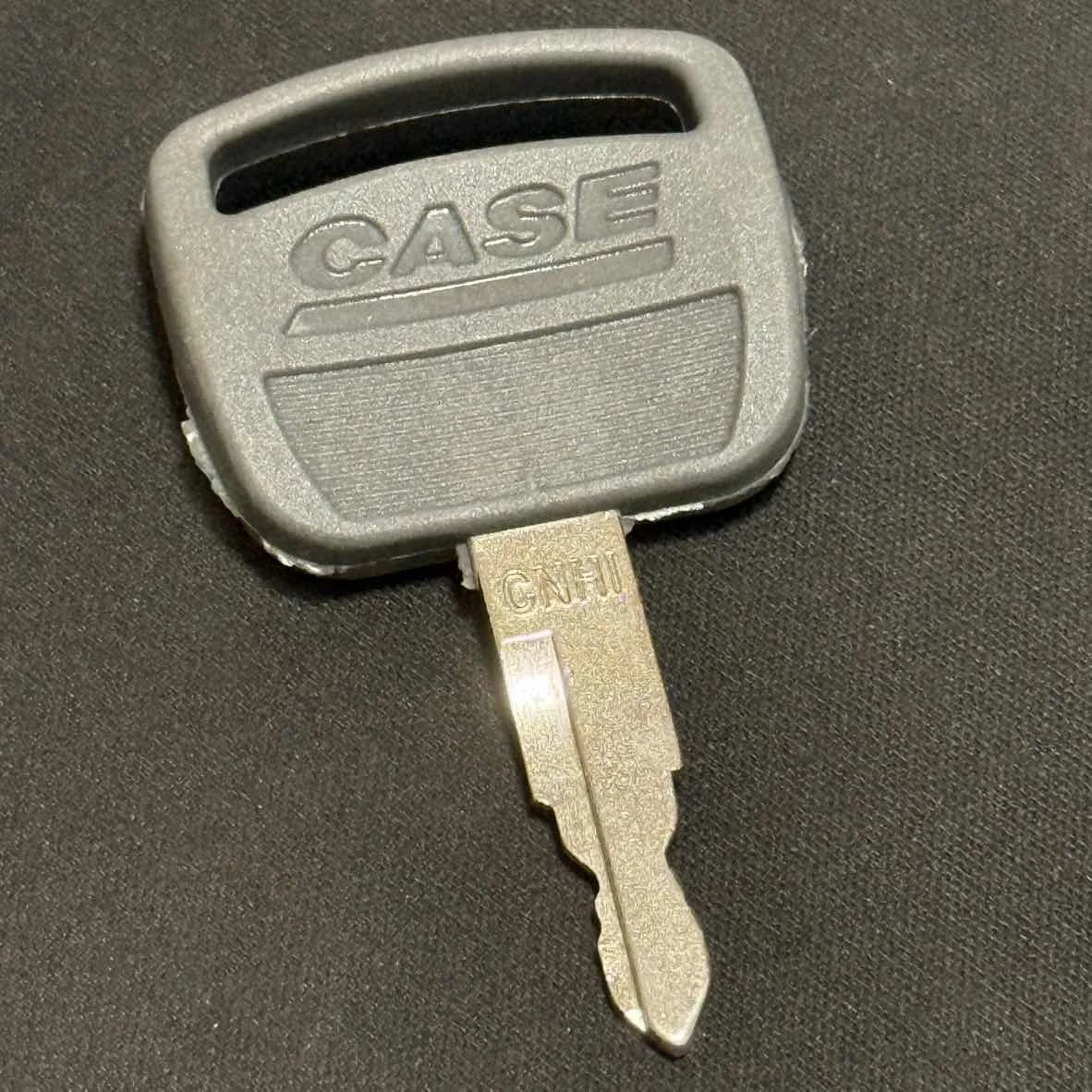 Рисунок 2 - Ключ зажигания CNH1 для модели