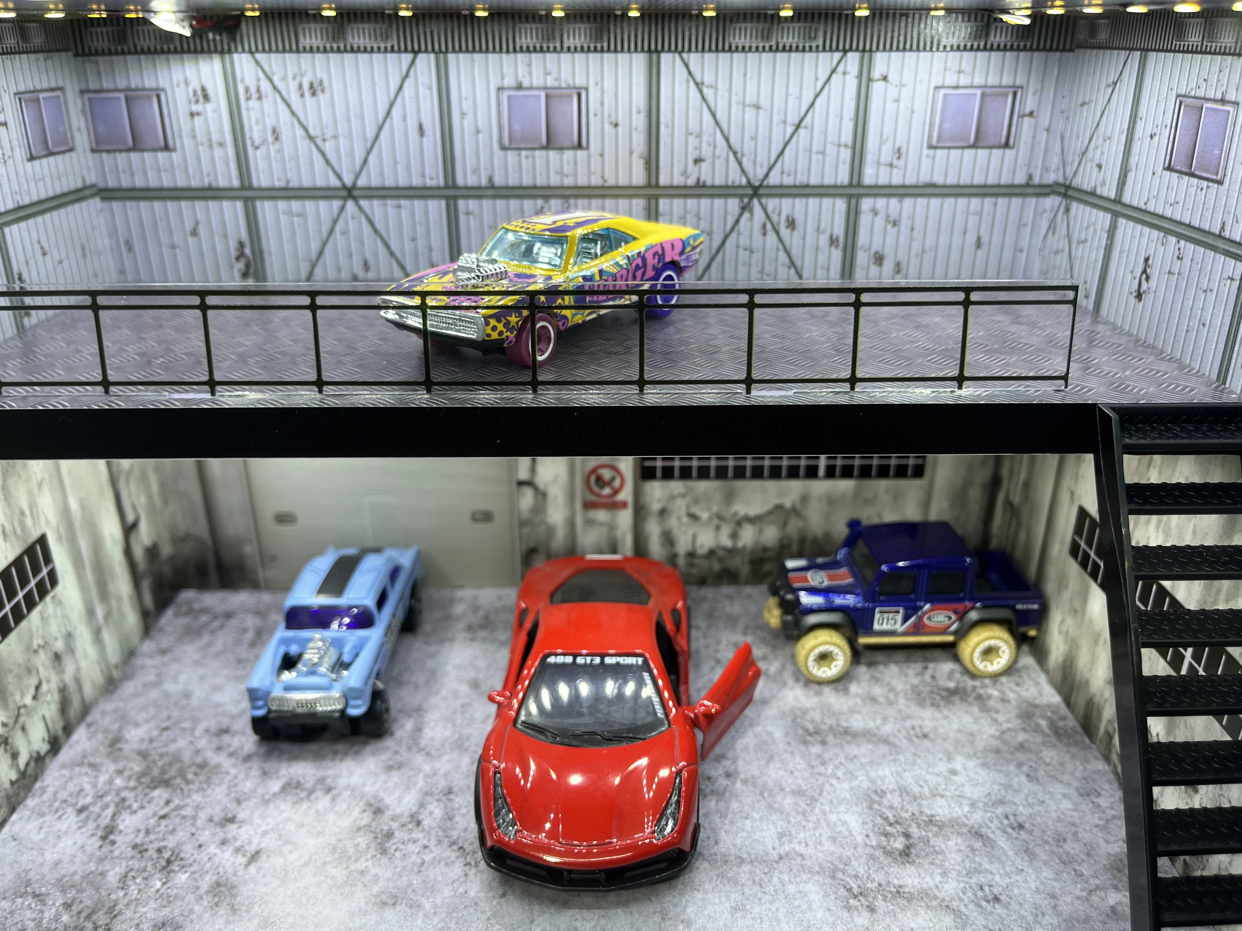 1/64 Scale Diorama Miniature Car Model Sets Solid Parking Garage
