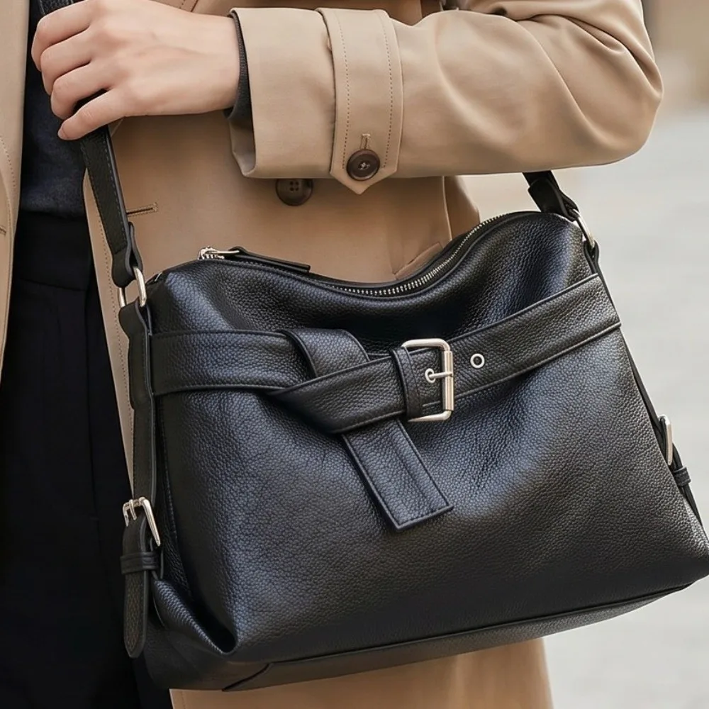 

Y2K Soft Leather Tote Bag Pleated Design Belt Buckle Motorcycle Shoulder Bag Retro Large Capacity Underarm Bag Work