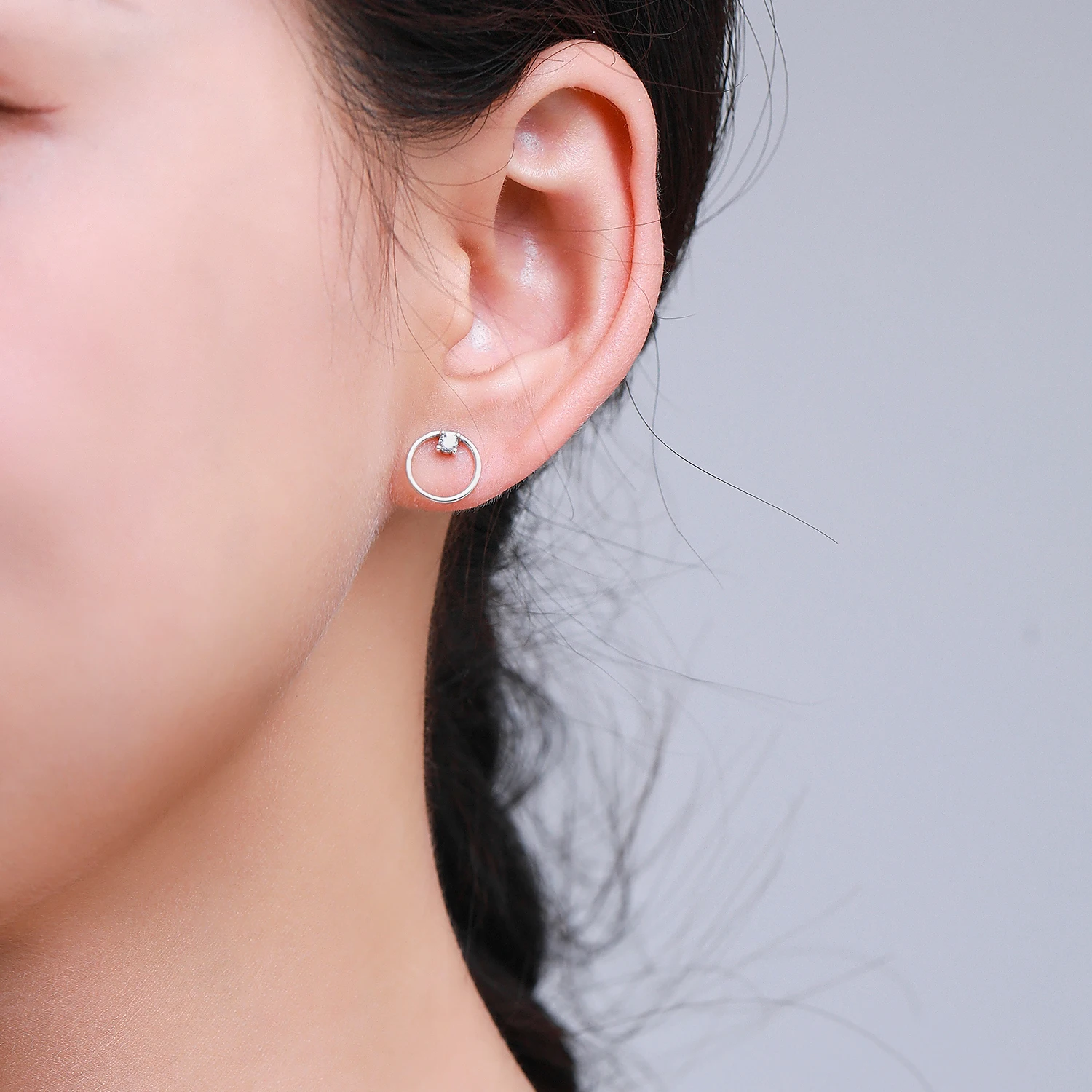 Modian 100% 925 Sterling Silver Vintage Circle Fashion Minimalist Dazzling Stud Earrings For Wedding Fine Jewelry Giftsomen W