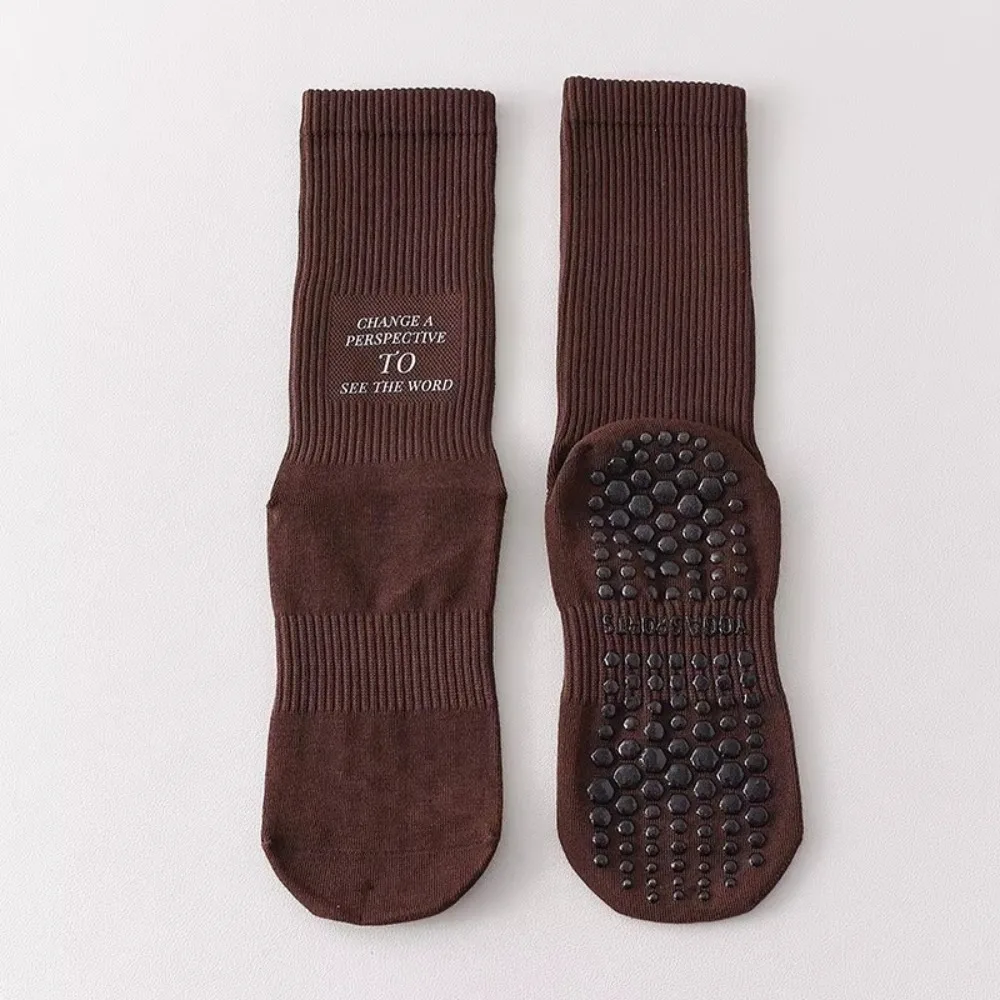 

Casual Anti Slip Yoga Socks Professional Soft Pilates Socks Letter Printed Special Sports Socks Skipping Rope Running Dance